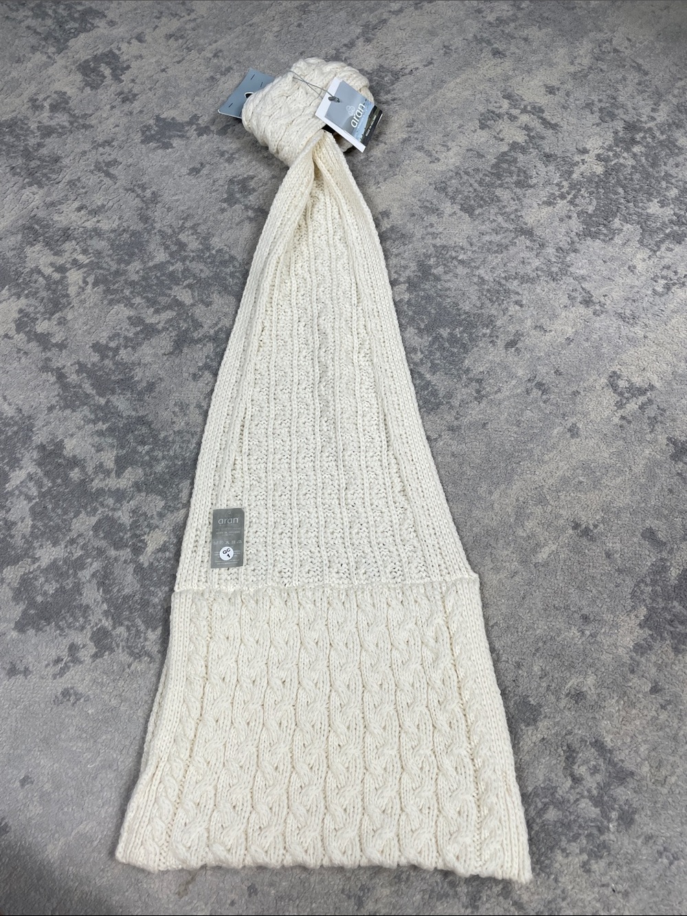 NWT Aran Woollen Mills Ireland Pocket Scarf Merino Wool Cable Knit Cream - Picture 7 of 9